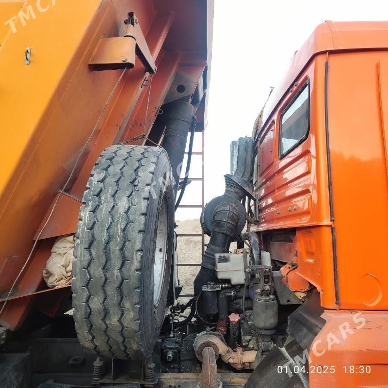 Kamaz 6520 2011 - 400 000 TMT - Векильбазар - img 4