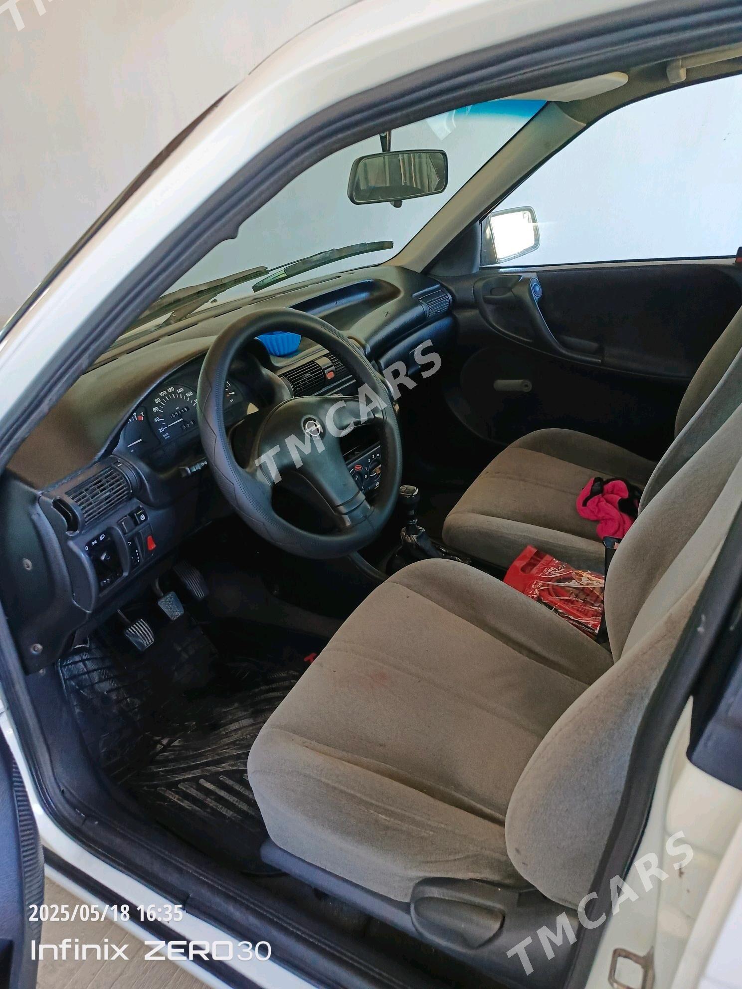 Opel Astra 1994 - 50 000 TMT - Сакар - img 6