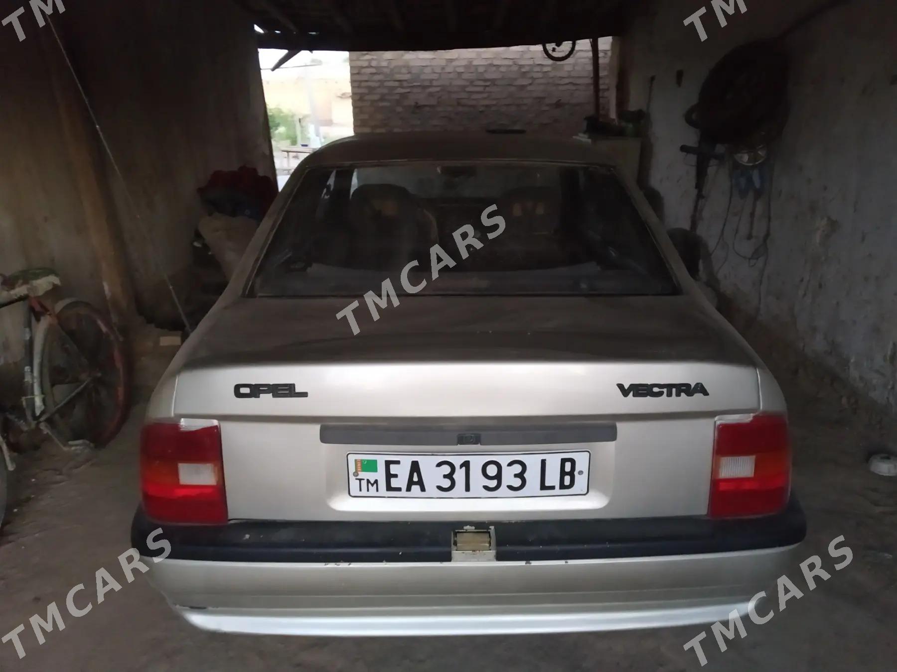 Opel Vectra 1990 - 28 000 TMT - Hojambaz - img 5