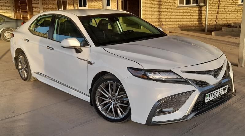 Toyota Camry 2021 - 310 000 TMT - Мары - img 3