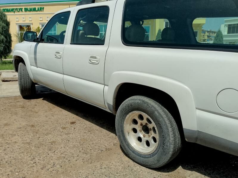 Chevrolet Suburban 2004 - 170 000 TMT - Туркменабат - img 2