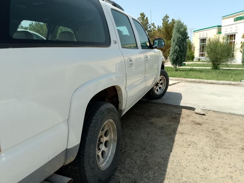 Chevrolet Suburban 2004 - 170 000 TMT - Туркменабат - img 4