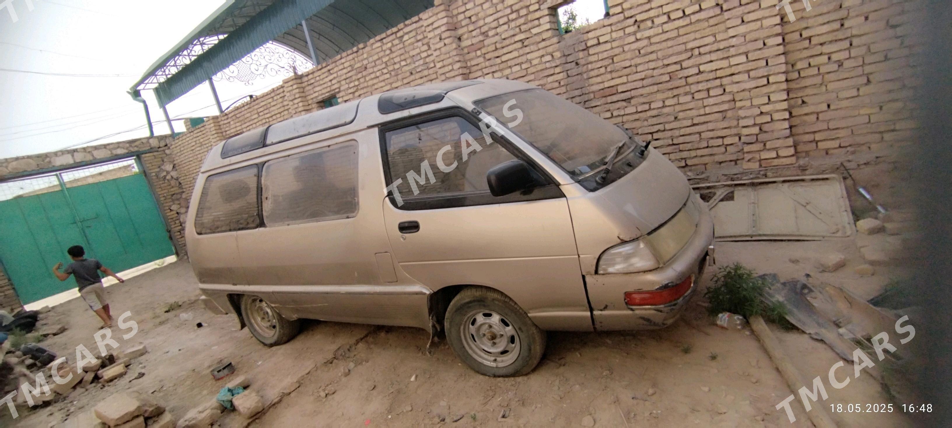 Toyota Town Ace 1991 - 11 000 TMT - Керки - img 2