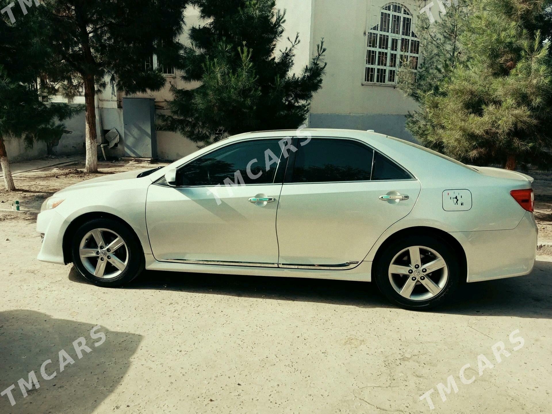 Toyota Camry 2012 - 240 000 TMT - Туркменабат - img 4