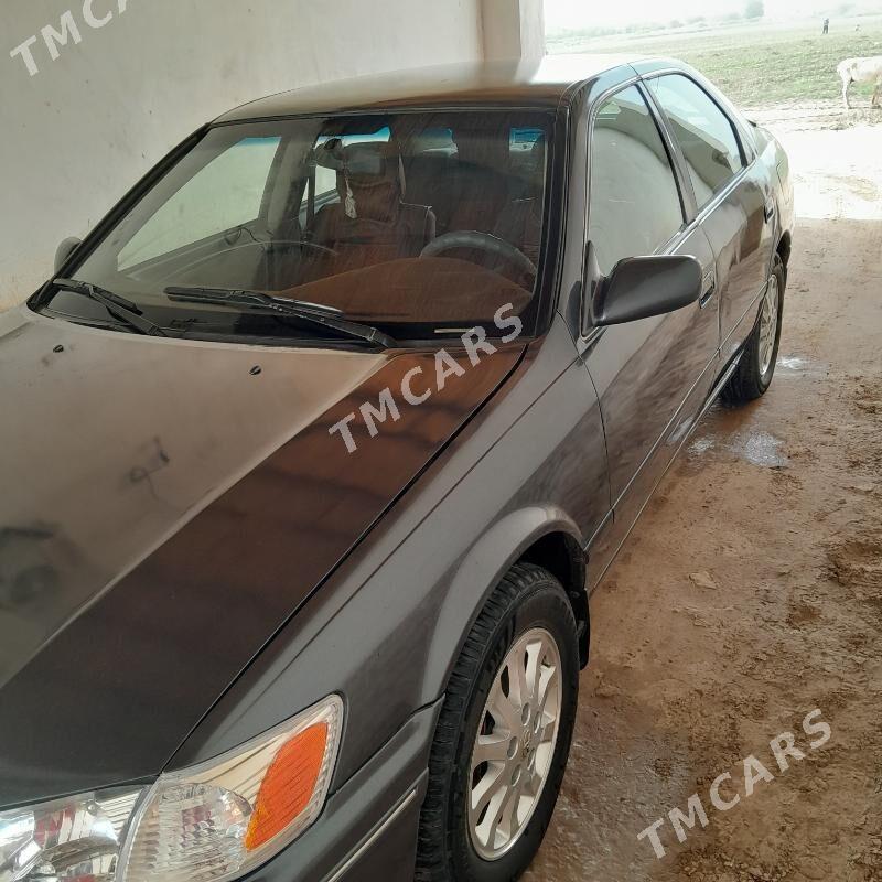 Toyota Camry 2000 - 135 000 TMT - Hojambaz - img 8