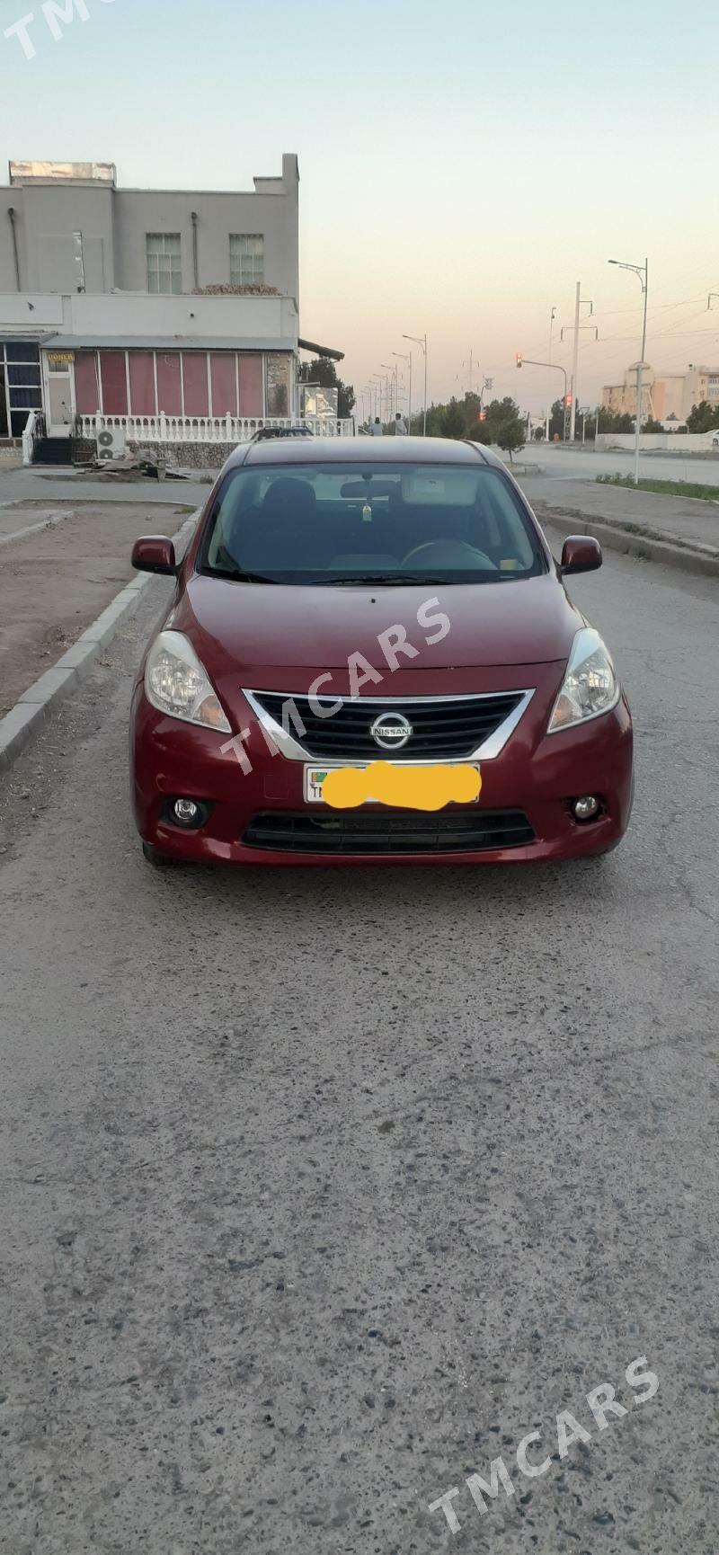 Nissan Versa 2013 - 85 000 TMT - Türkmenabat - img 2