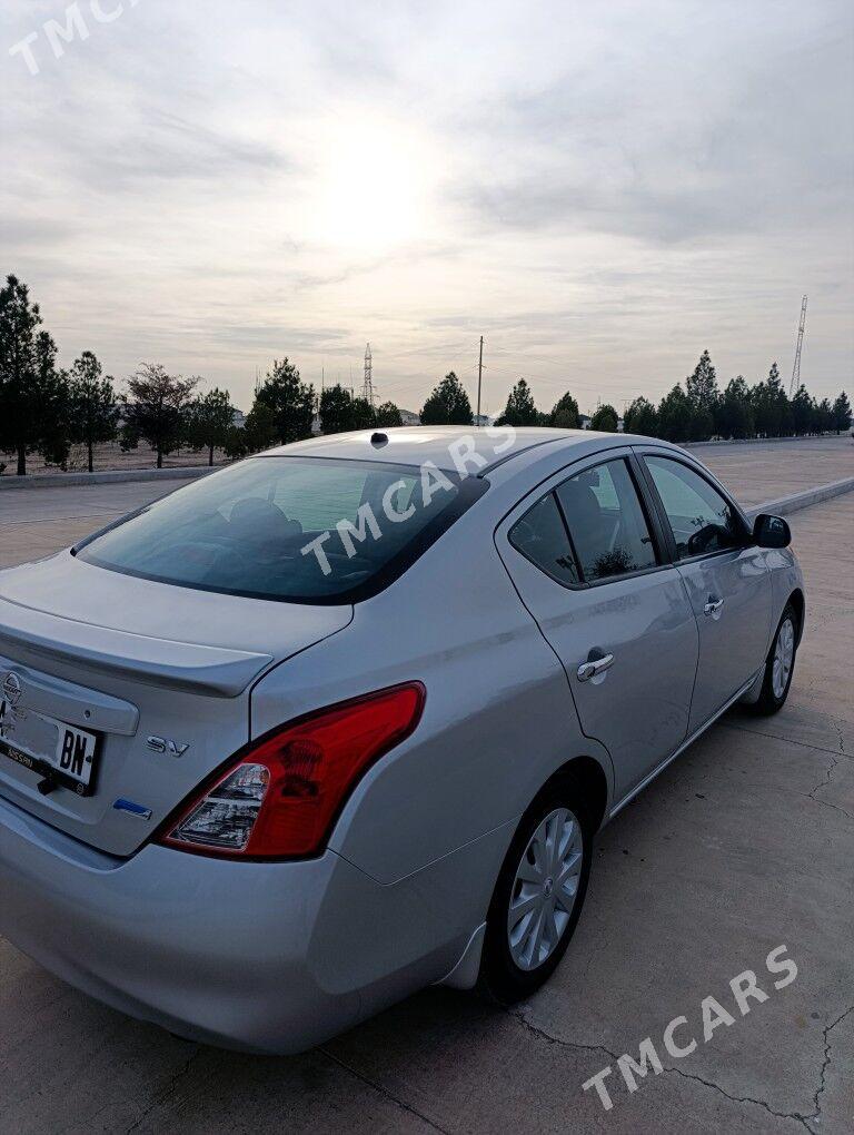 Nissan Versa 2012 - 106 000 TMT - Балканабат - img 4