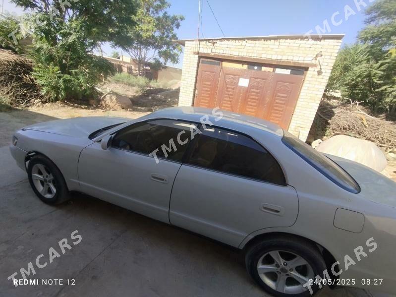 Toyota Camry 1993 - 35 000 TMT - Халач - img 3