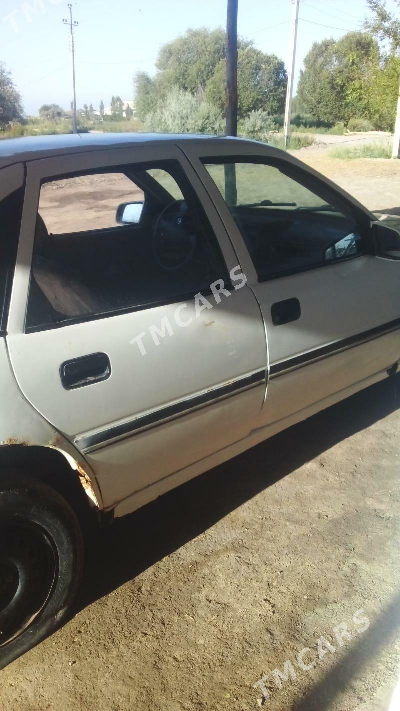 Opel Vectra 1989 - 30 000 TMT - Boldumsaz - img 3