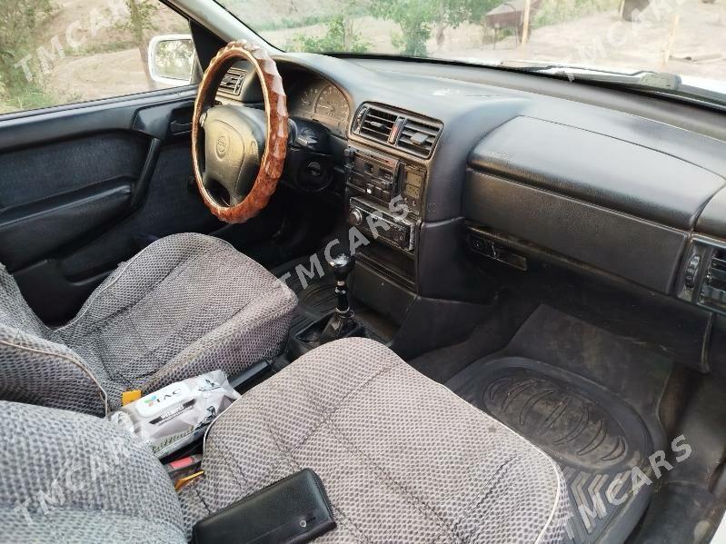 Opel Vectra 1996 - 35 000 TMT - Губадаг - img 8