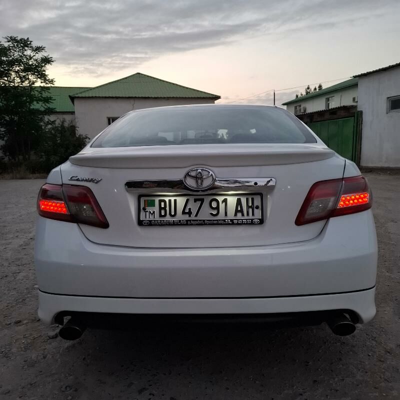 Toyota Camry 2007 - 130 000 TMT - Kaka - img 2