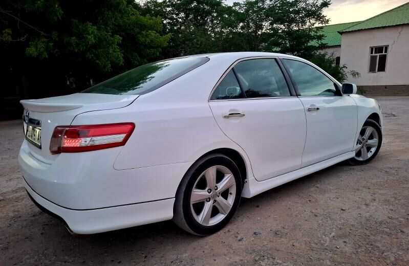 Toyota Camry 2007 - 130 000 TMT - Kaka - img 4
