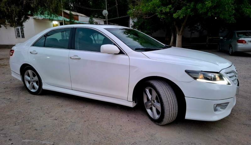 Toyota Camry 2007 - 130 000 TMT - Kaka - img 3