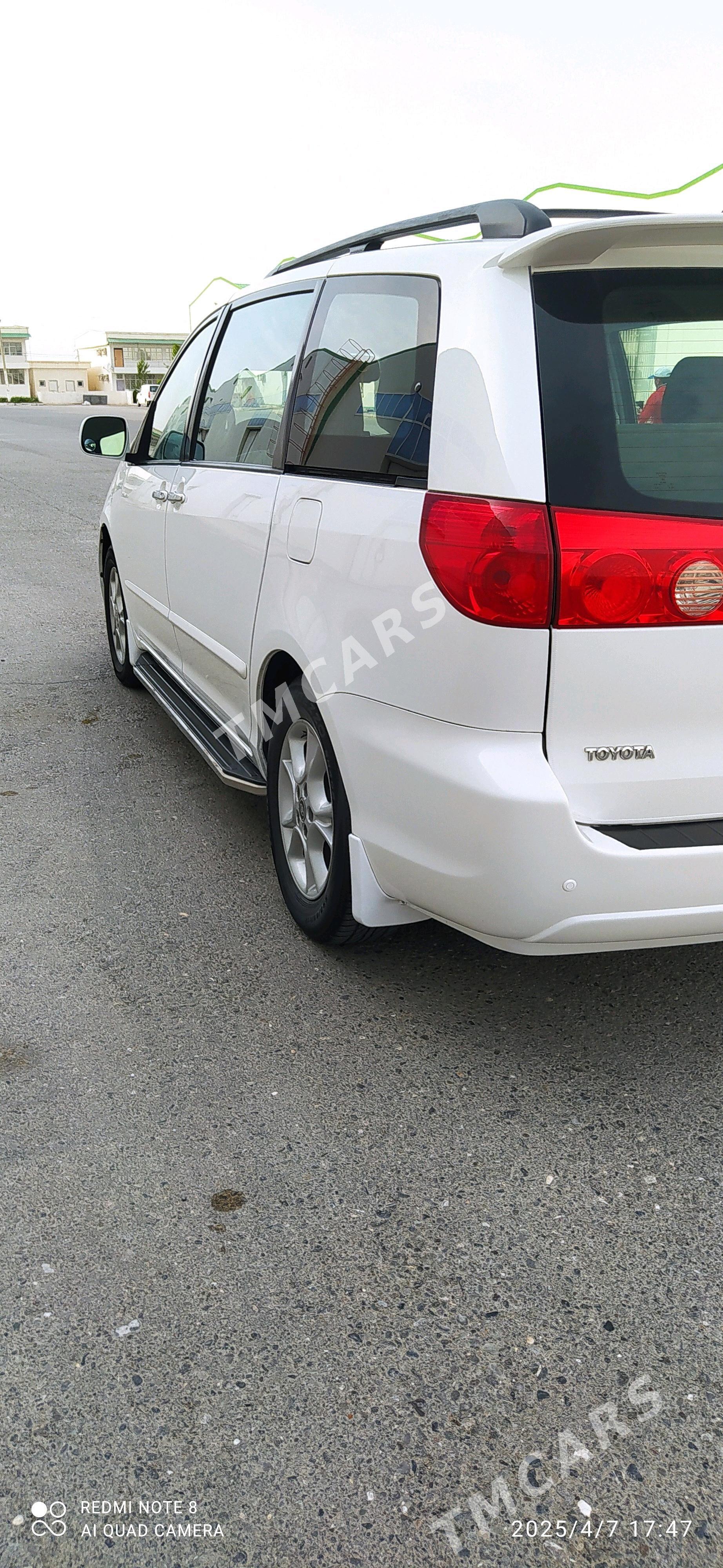Toyota Sienna 2009 - 255 000 TMT - Aşgabat - img 6