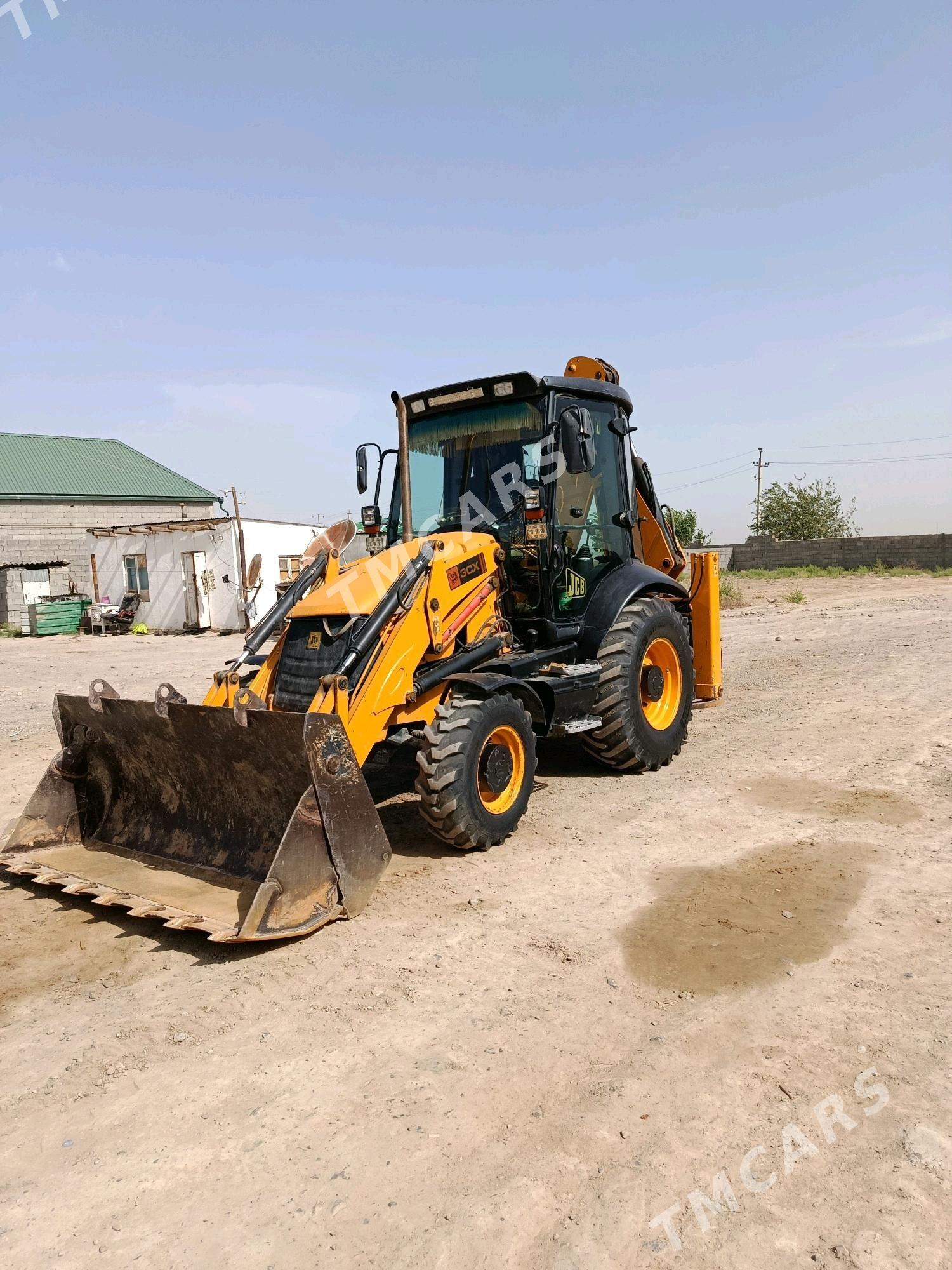 JCB 3CX ECO 2010 - 650 000 TMT - Ашхабад - img 2