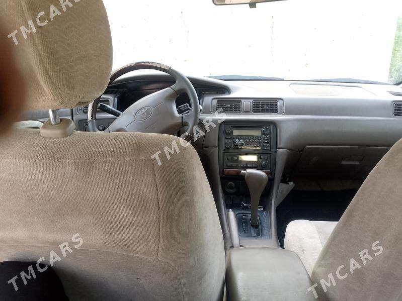 Toyota Camry 1997 - 125 000 TMT - Кёнеургенч - img 3
