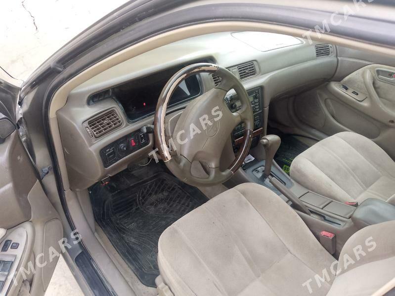 Toyota Camry 1997 - 125 000 TMT - Кёнеургенч - img 5