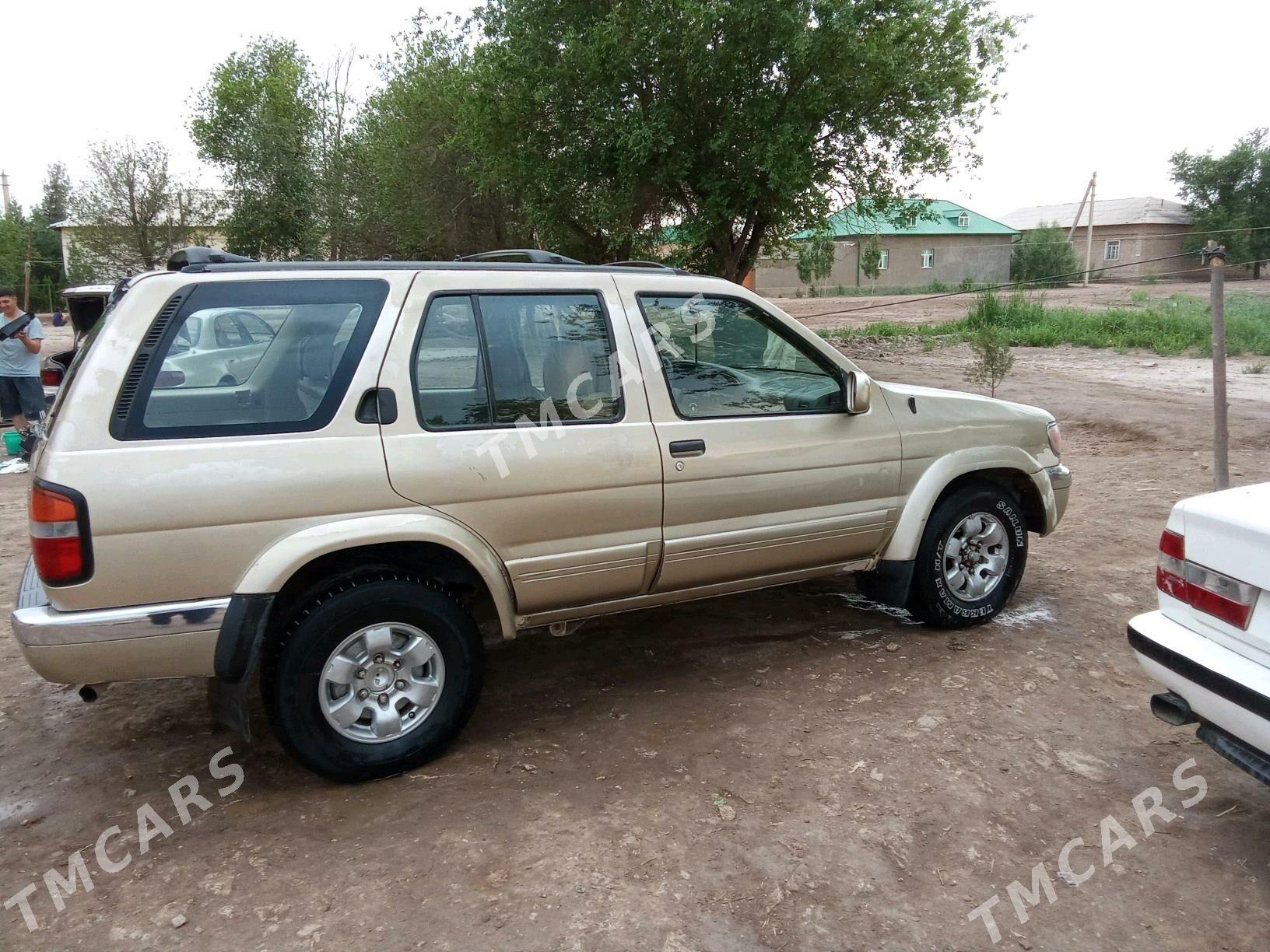 Nissan Pathfinder 1999 - 50 000 TMT - етр. Туркменбаши - img 5