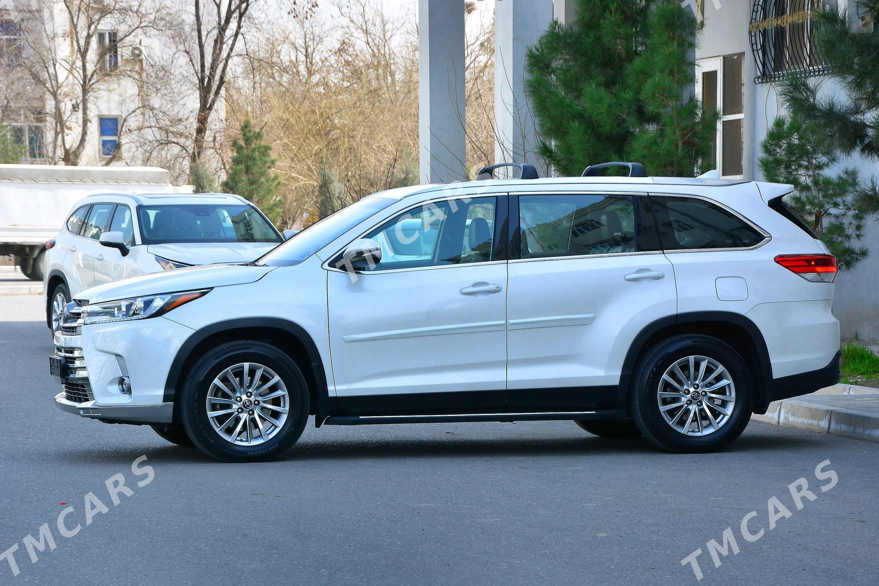 Toyota Highlander 2018 - 460 000 TMT - Мары - img 7