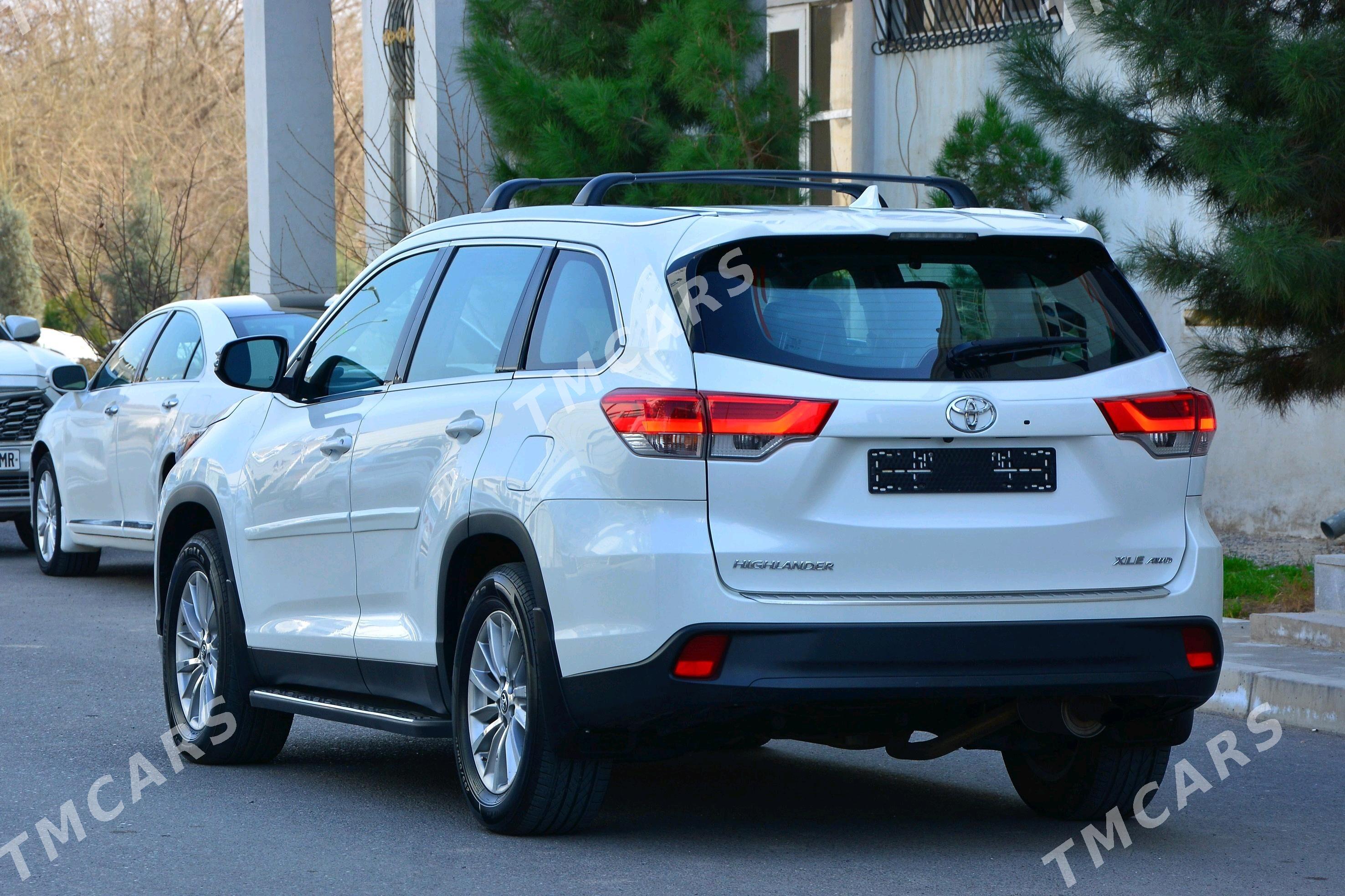 Toyota Highlander 2018 - 460 000 TMT - Мары - img 6