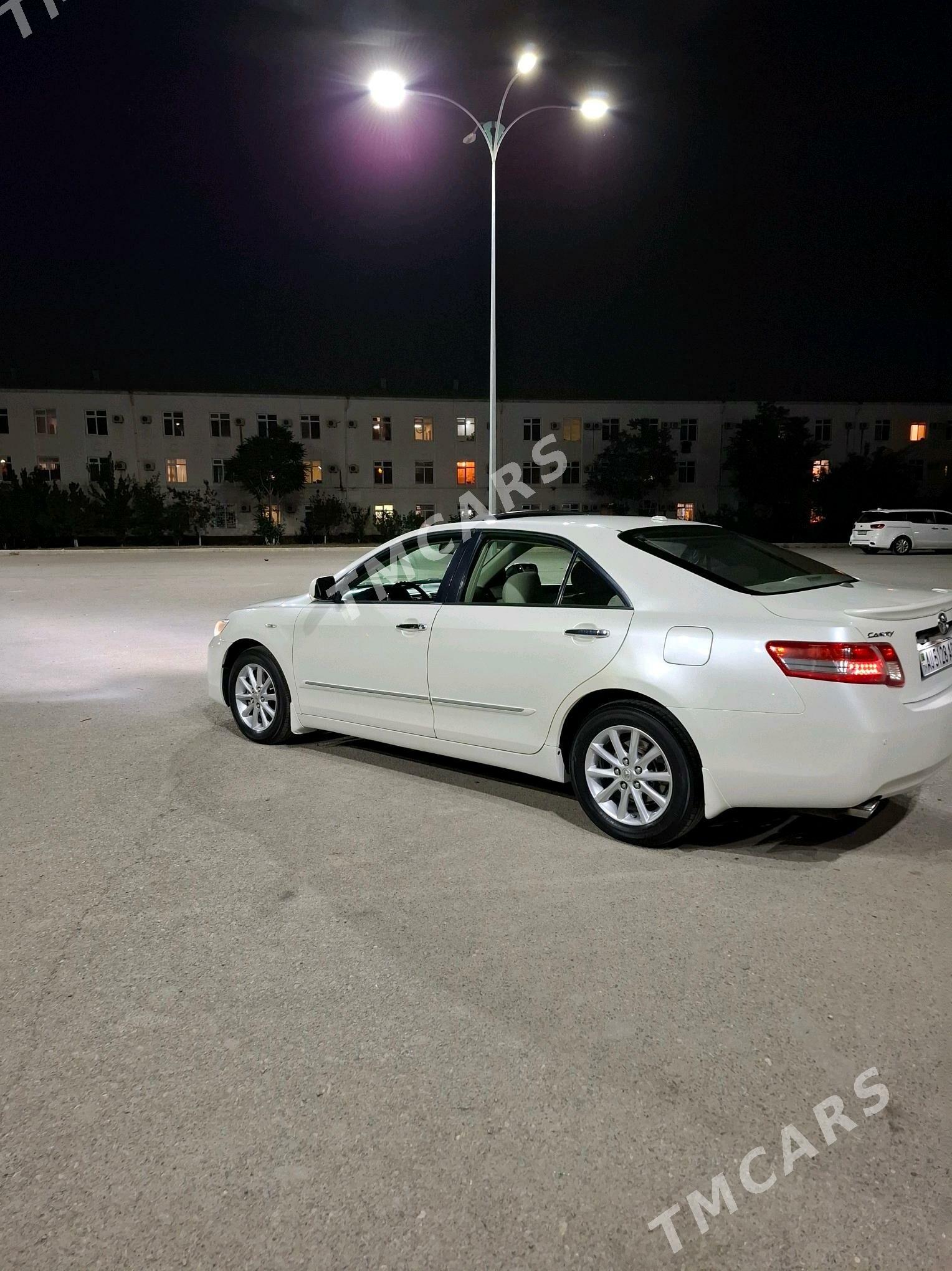 Toyota Camry 2010 - 200 000 TMT - Ашхабад - img 8