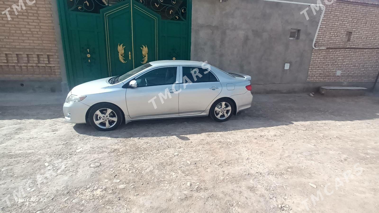 Toyota Corolla 2010 - 135 000 TMT - Теджен - img 3