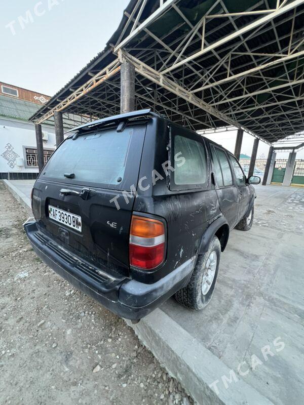 Nissan Pathfinder 1995 - 30 000 TMT - Балканабат - img 3