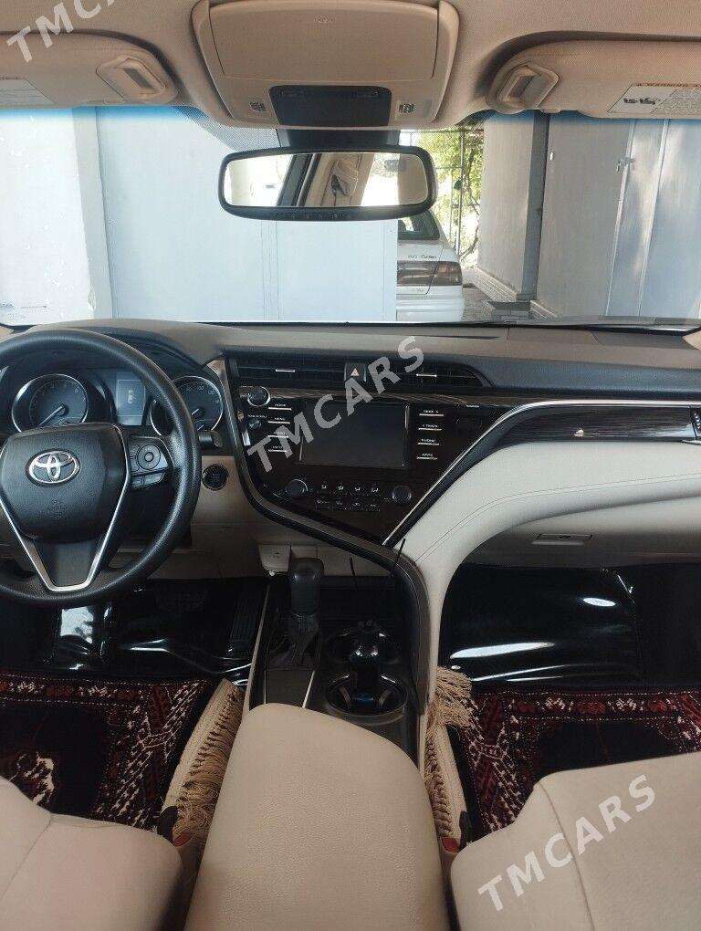 Toyota Camry 2018 - 320 000 TMT - Saýat - img 8