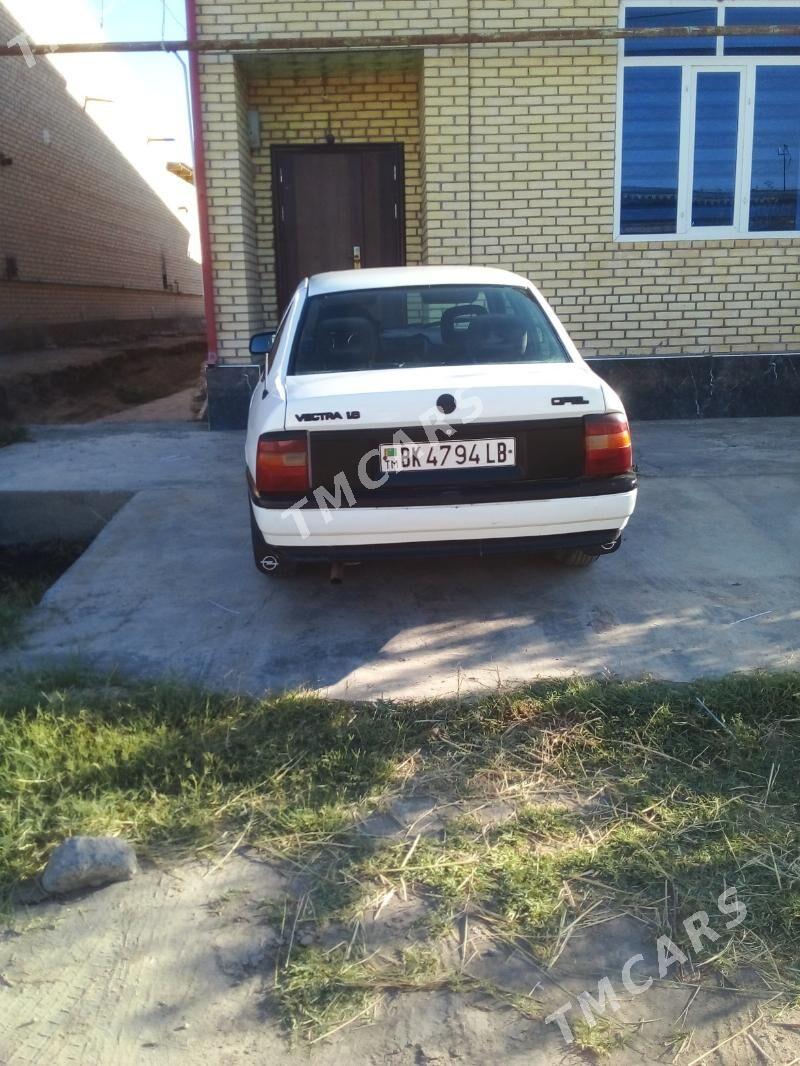 Opel Vectra 1992 - 25 000 TMT - Дянев - img 3