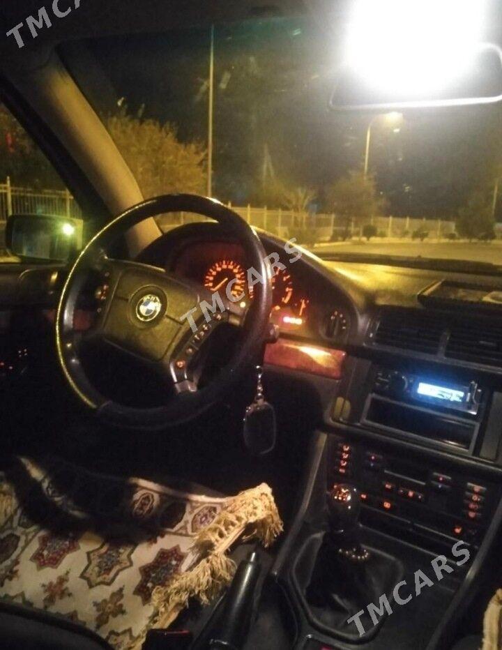 BMW E39 1998 - 65 000 TMT - Туркменбаши - img 3