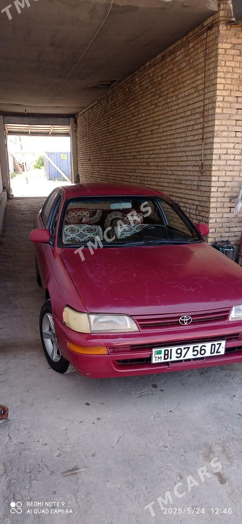 Toyota Corolla 1994 - 40 000 TMT - Köneürgenç - img 4