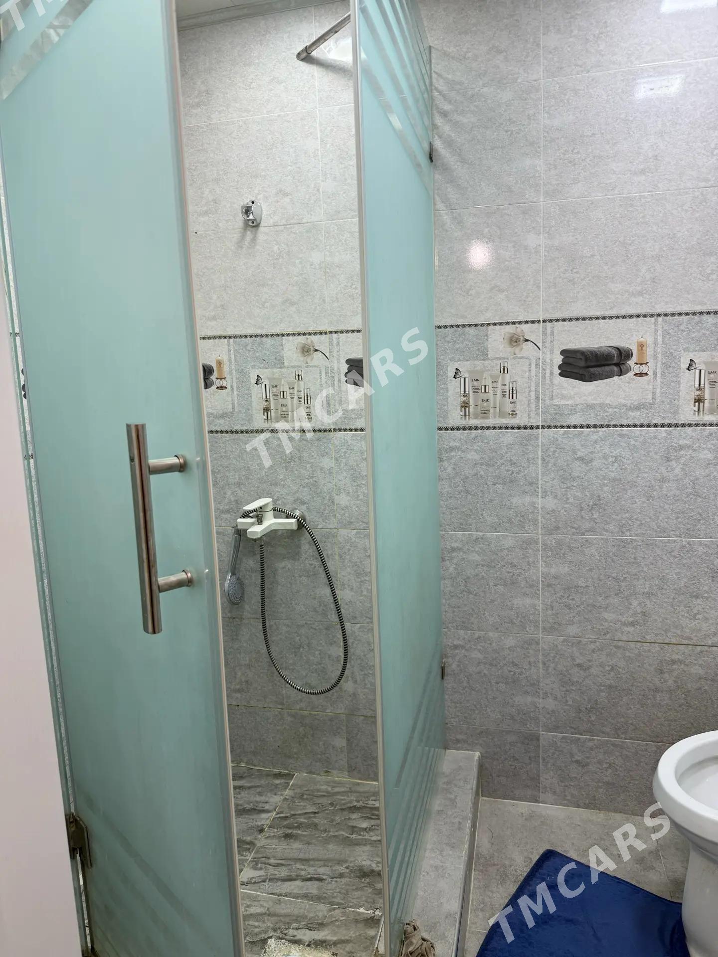СРОЧНО 1 КОМНАТНАЯ 6 mkr - Aşgabat - img 2