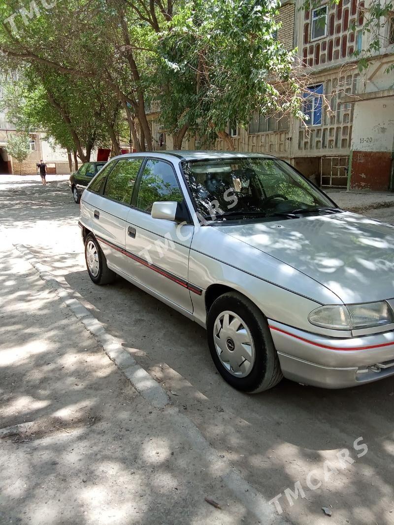 Opel Astra 1993 - 30 000 TMT - Mary - img 2