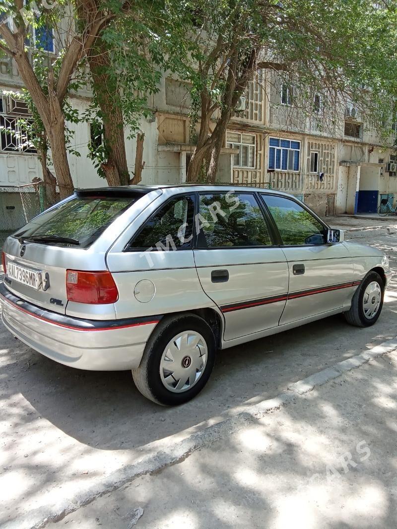 Opel Astra 1993 - 30 000 TMT - Mary - img 3
