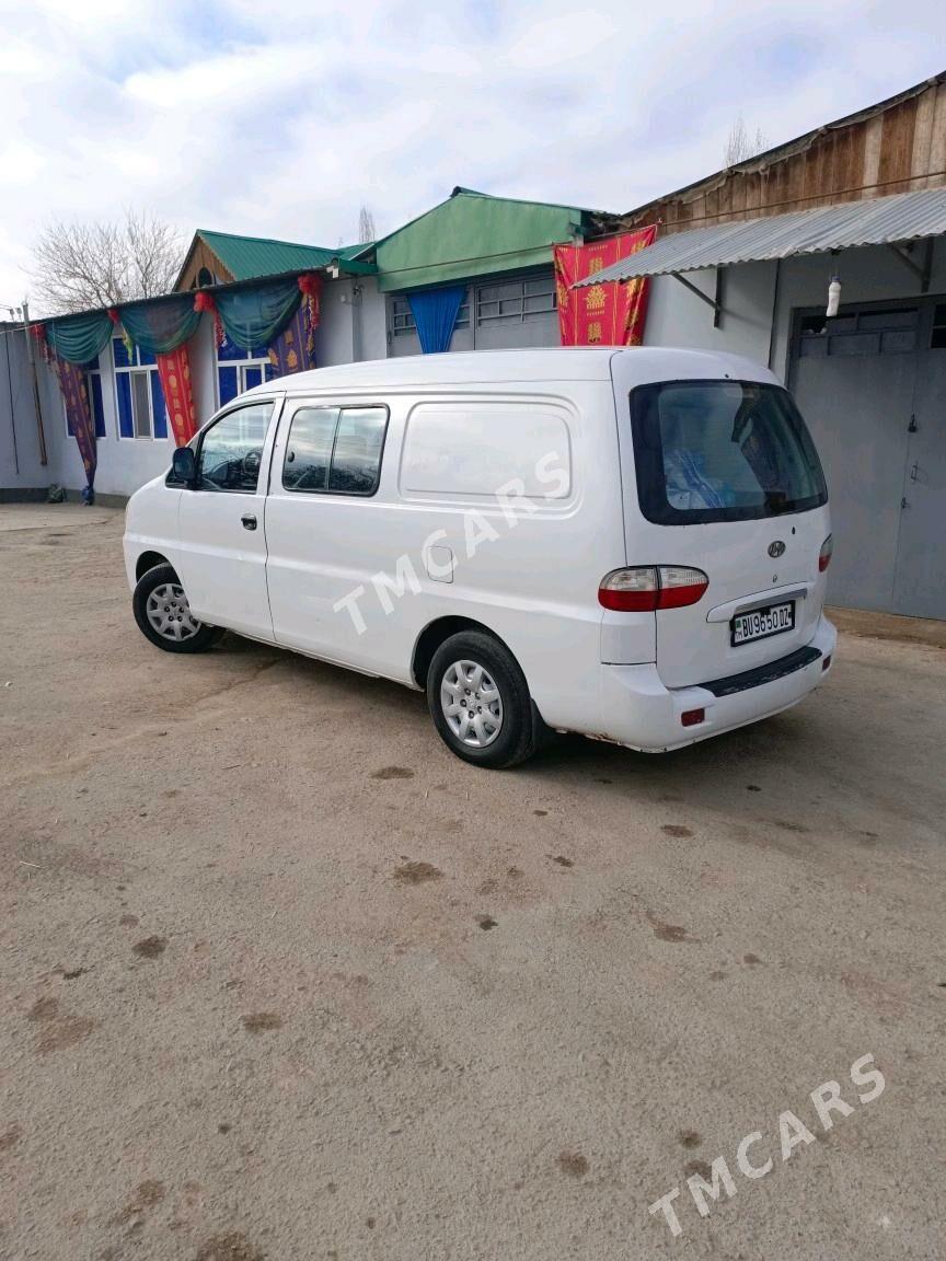 Hyundai H-1 2005 - 90 000 TMT - Дашогуз - img 3
