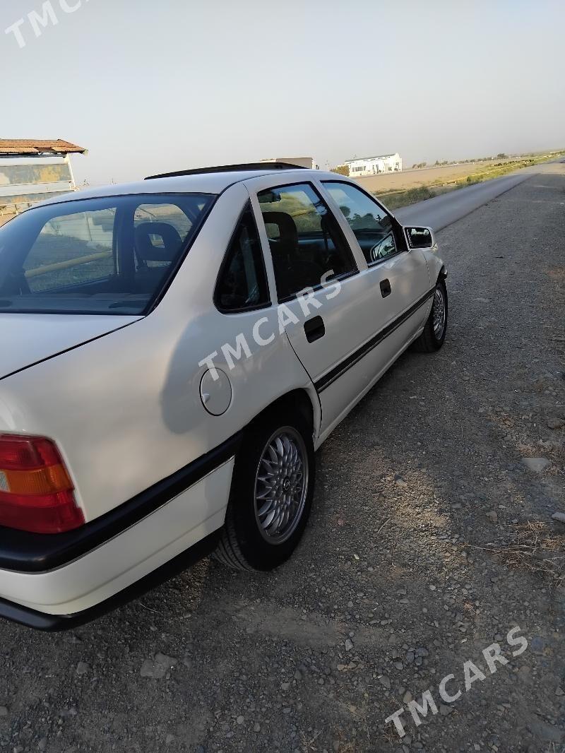 Opel Vectra 1990 - 33 000 TMT - Bäherden - img 5