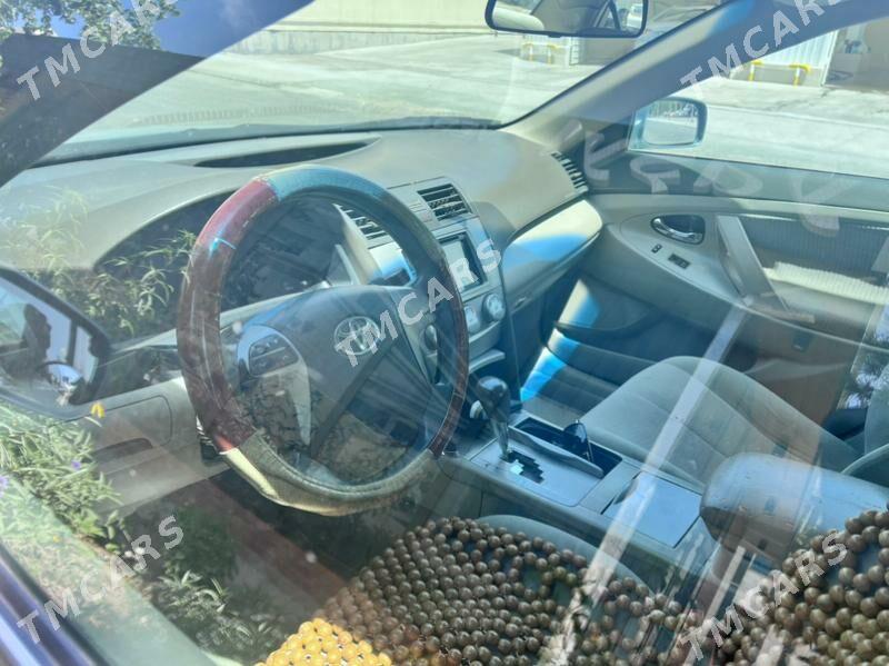 Toyota Camry 2010 - 180 000 TMT - Мары - img 4