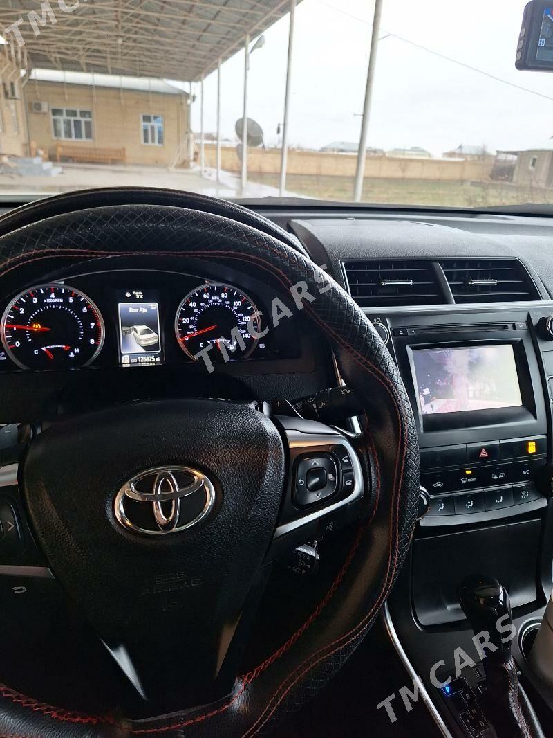 Toyota Camry 2017 - 224 000 TMT - Мары - img 7
