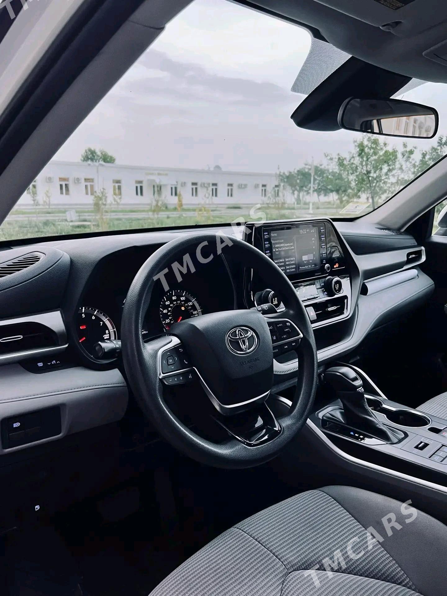 Toyota Highlander 2021 - 480 000 TMT - Aşgabat - img 8