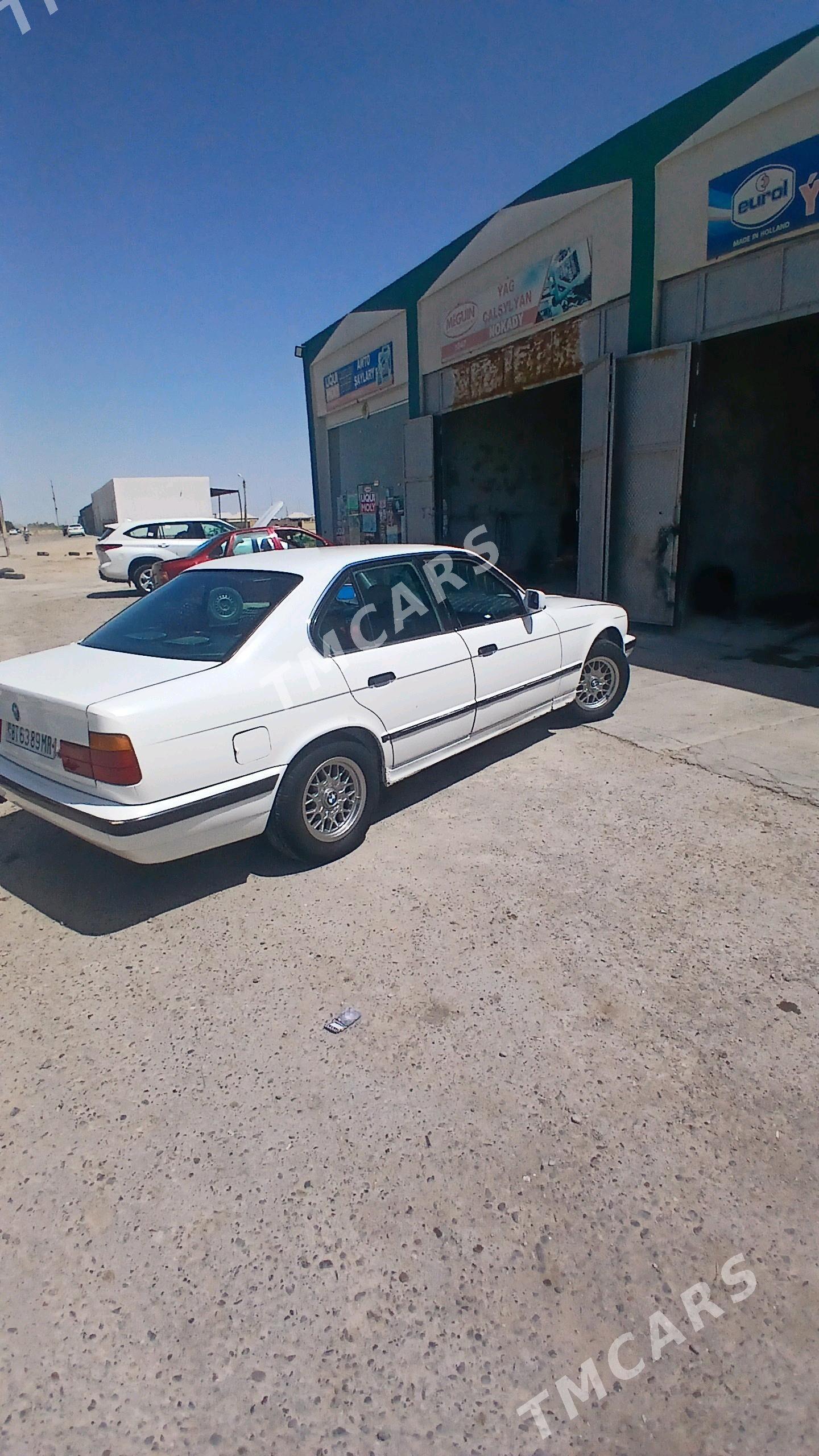 BMW 525 1989 - 65 000 TMT - Мургап - img 5