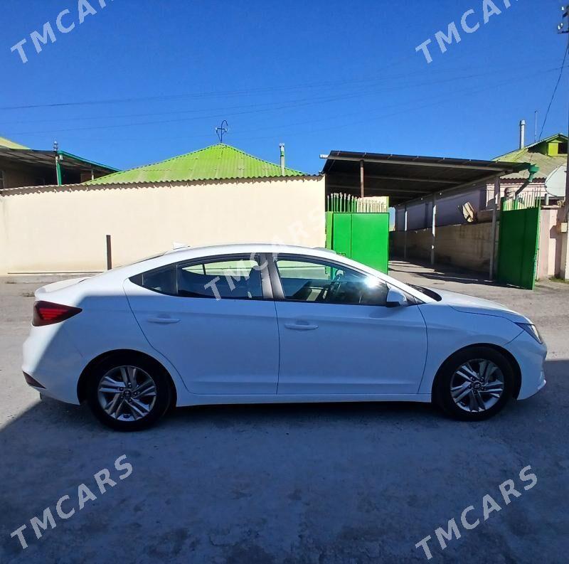 Hyundai Elantra 2019 - 190 000 TMT - Aşgabat - img 4