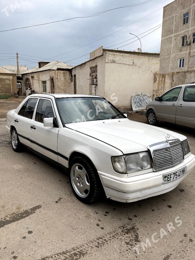 Mercedes-Benz 230E 1987 - 28 000 TMT - Mary - img 2
