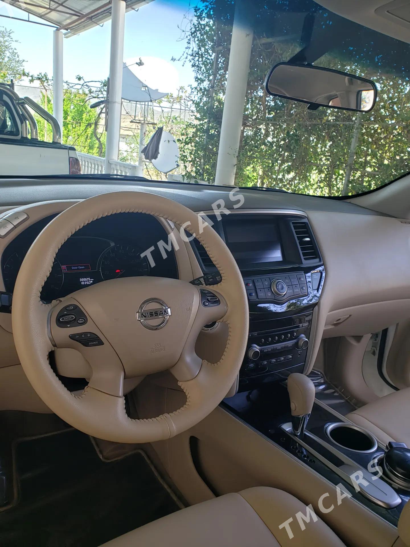 Nissan Pathfinder 2013 - 200 000 TMT - Magtymguly - img 6