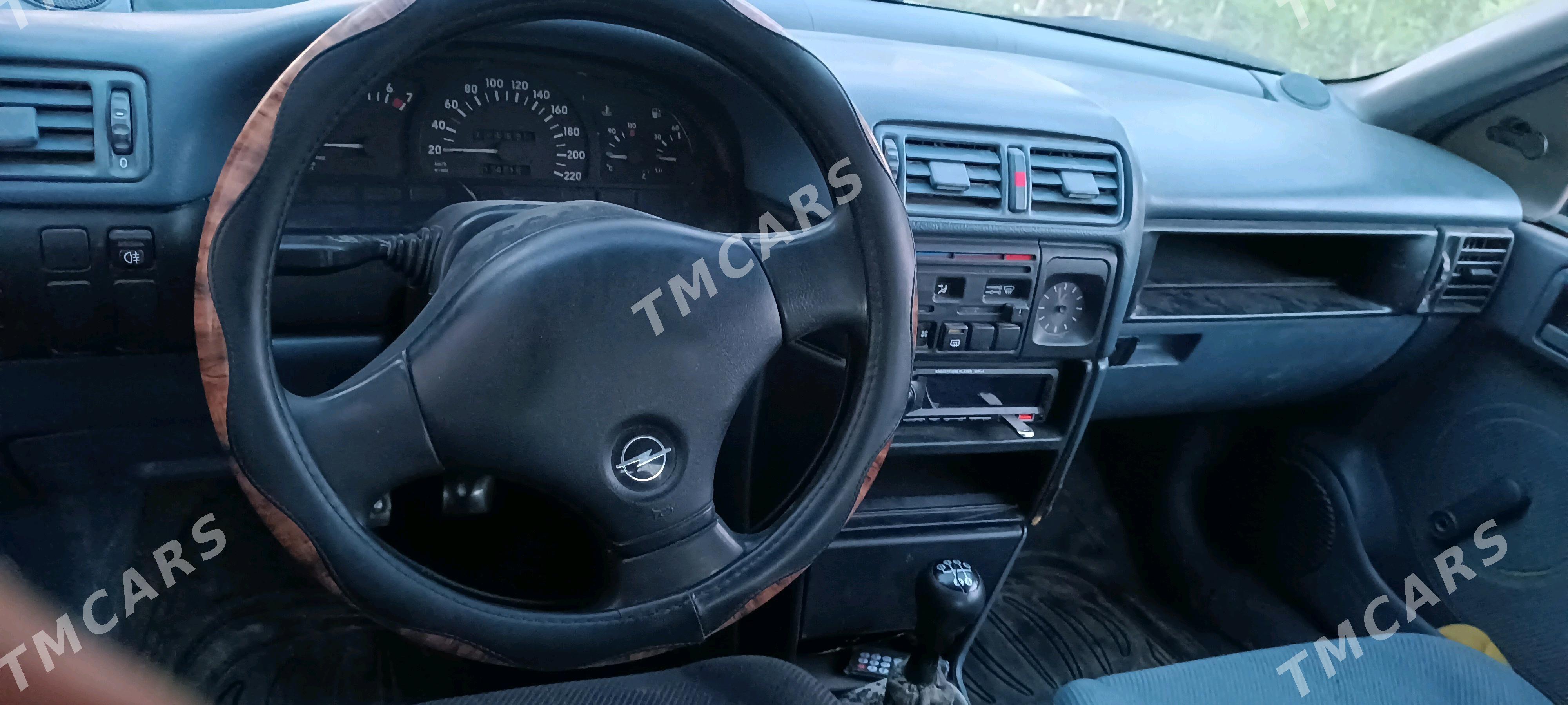 Opel Vectra 1991 - 35 000 TMT - Ak bugdaý etraby - img 5