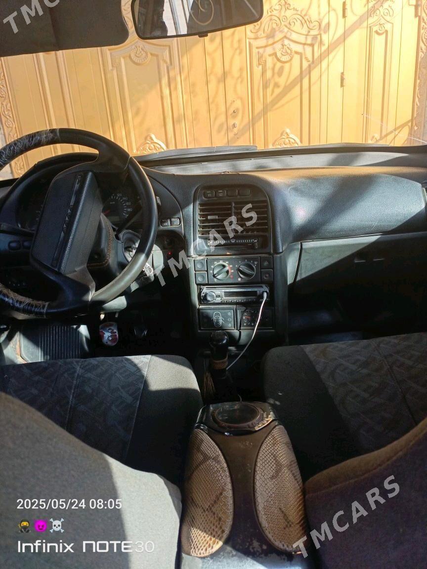 Lada VAZ-2110 2005 - 18 000 TMT - Гурбансолтан Едже - img 5