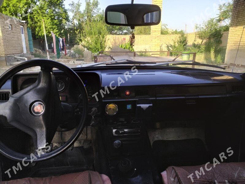 Gaz 24 1990 - 18 000 TMT - Kaka - img 2