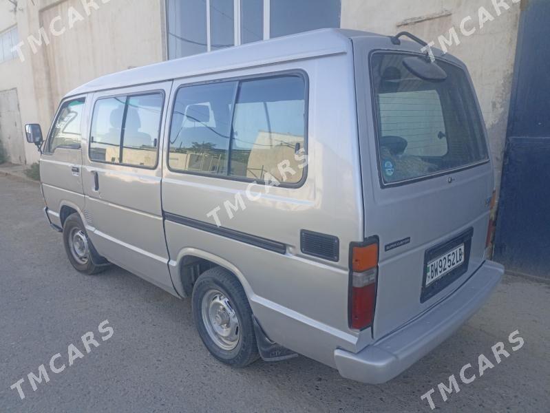 Toyota Hiace 1989 - 42 000 TMT - Туркменабат - img 3