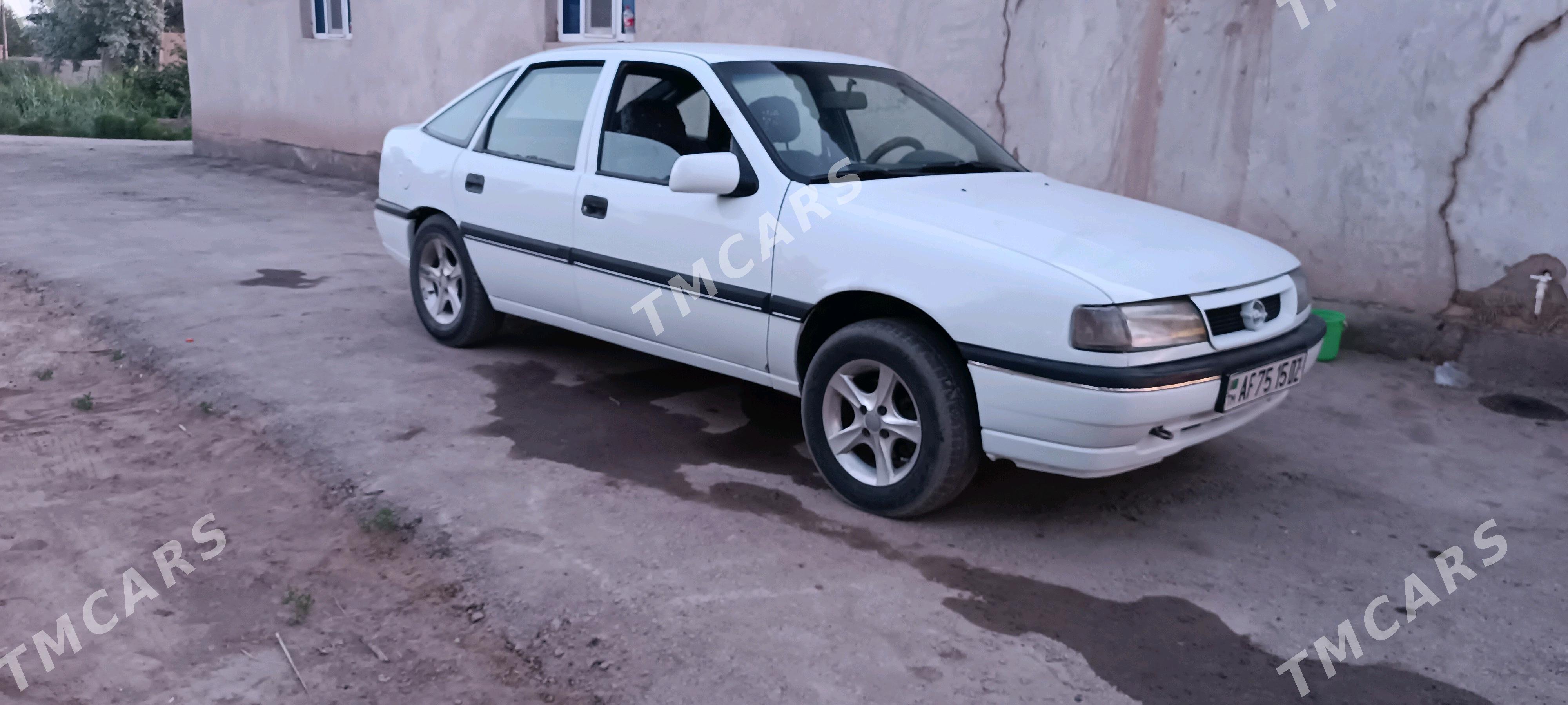 Opel Vectra 1991 - 35 000 TMT - Ak bugdaý etraby - img 8
