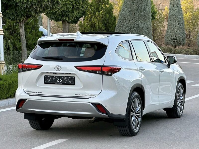 Toyota Highlander 2022 - 606 000 TMT - Aşgabat - img 3