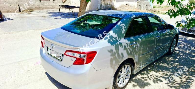 Toyota Camry 2012 - 250 000 TMT - Гёкдепе - img 5